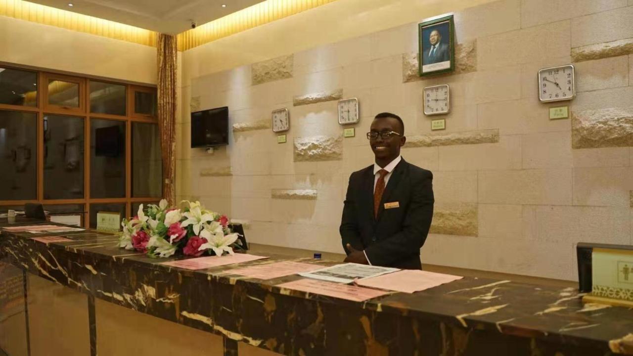 Golden Peacock Resort Hotel Beira Eksteriør billede